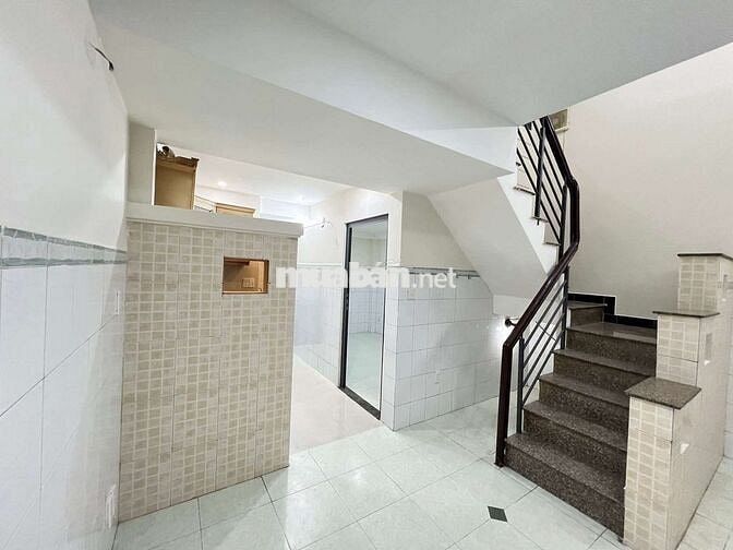 CHO THUÊ NHÀ HẺM 2 XE MÁY, 2 XET, TRẦN VĂN ĐANG Q.3