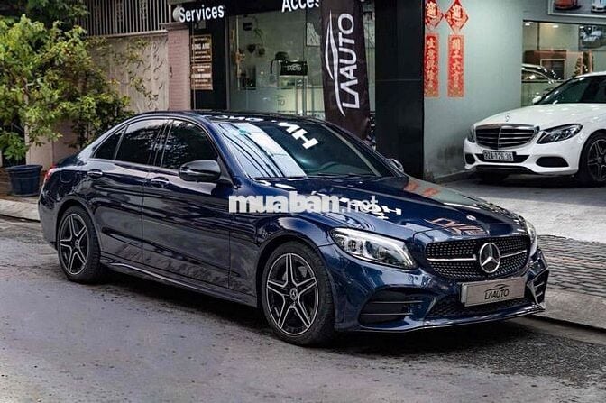 Mercedes C300 AMG 2021 - 27000 km - Xanh/Nâu