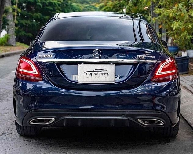 Mercedes C300 AMG 2021 - 27000 km - Xanh/Nâu