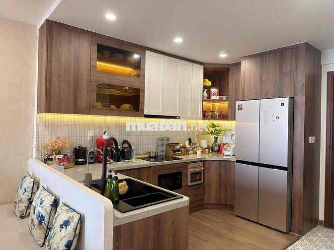 Cần bán căn hộ Goldview hình thật