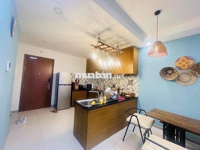 Căn hộ tầng cao view đẹp cần bán