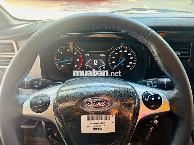 Transit 16c 2023 lên full option - trả trước 350tr