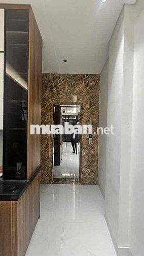 Nhà đẹp trung tâm Thạch Bàn cạnh Uỷ Ban Phường . Aeon cầu Vĩnh Tuy