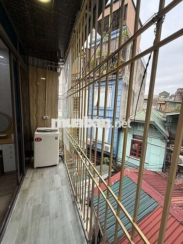 3 tỷ tập thể Tân Mai, 55m 2 ngủ, lô góc 3 thoáng tầng 3, full nội thất