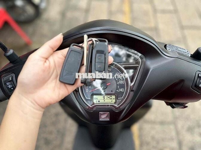 Bán Vision 2022 Bản Sport ( Trả Góp Bao Nợ Xấu )