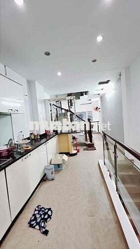 CẦN BÁN NHÀ ĐƯỜNG TÔN ĐẢN P4 QUẬN 4-3,2X17 M-5 TẦNG -6,685 TỶ