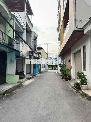 Cặp nhà HXH quay đầu, 1 trệt 1 lầu cách MT Phan Huy Ích 30m