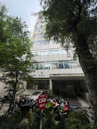 Cho thuê văn phòng 90m2 (Lầu 8) tại 45 Đinh Tiên Hoàng, Quận 1 