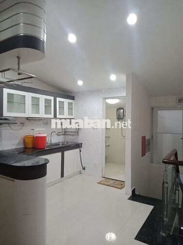 PHÒNG LẦU 1- 25M2- BANCOL LỚN- HẺM 70 BÙI ĐÌNH TUÝ- 4,1TR/TH