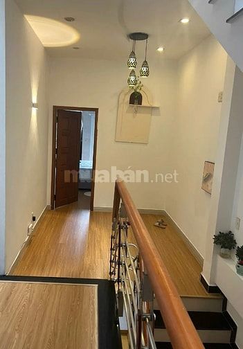 Nhà 3 Tầng Mới Đẹp Full Nội Thất–Trục Vip Ỷ Lan Nguyên Phi–12.x Tỷ