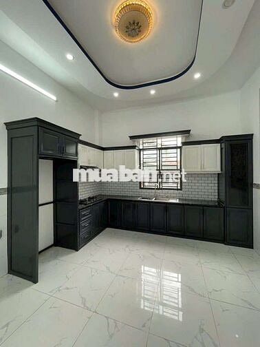 Tôi chính chủ cần bán gấp căn nhà gấp xoay tiền lo cho con  nằm viện