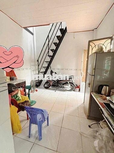 Nhà 1,9 Tỷ SHR. Lê Đình Cẩn. 4,5x4m. Trệt Lầu. Hẻm 4M