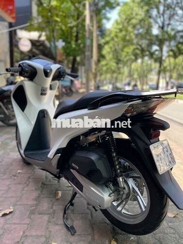 Honda SH 125 2019 màu Trắng