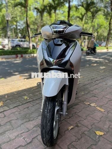 Honda SH 125 2019 màu Trắng