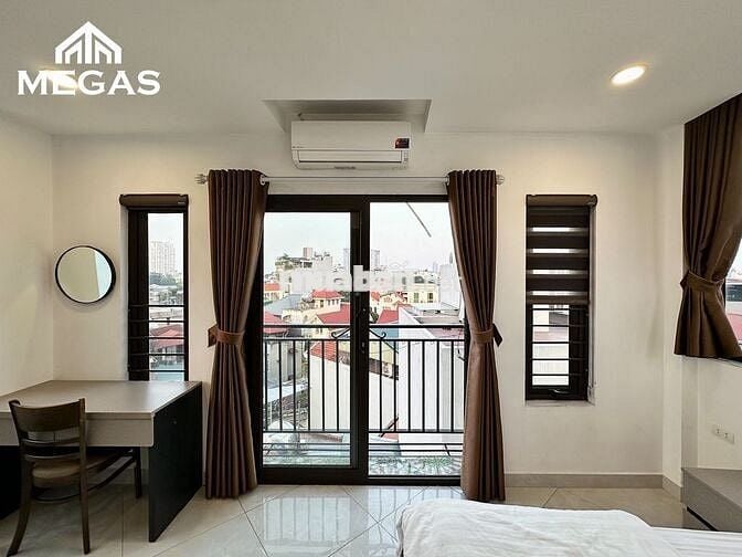 CHO THUÊ CĂN HỘ 1PN FULL NỘI THẤT BAN CÔNG NGAY TẠI ĐỘI CẤN BA ĐÌNH