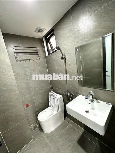 CHO THUÊ PHÒNG TRỌ Ở GHÉP – PHỐ LINH LANG – 70m² – GIÁ 1TR4