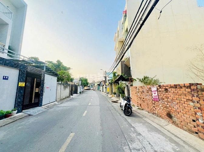 Bán đất thổ cư mặt đường 28 Cát lái Q2 gần chợ Cây Xoài (111m) 11.5 tỷ