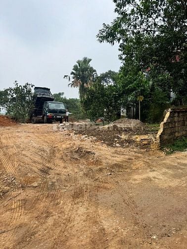 Đất biệt thự 600m2, phường Hà Nội, đường thông ô tô tránh, 15,5tr/m2