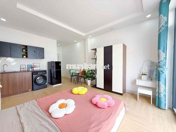 Cho thuê hộ 1 phòng ngủ ban công ngay phường Tân Kiểng, Quận 7