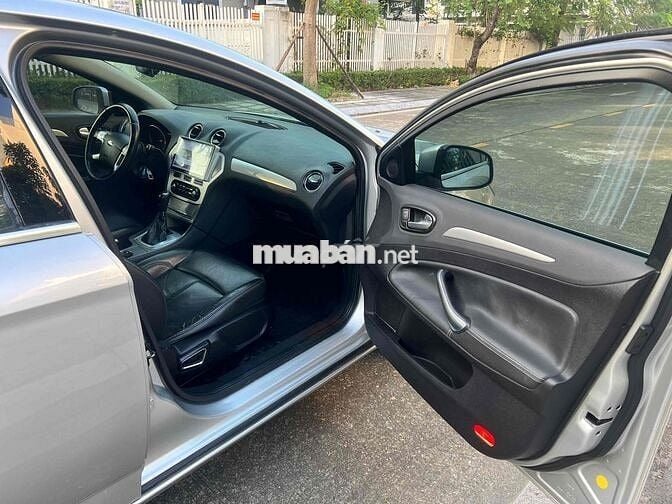 Em cần bán  Ford Mondeo 2011