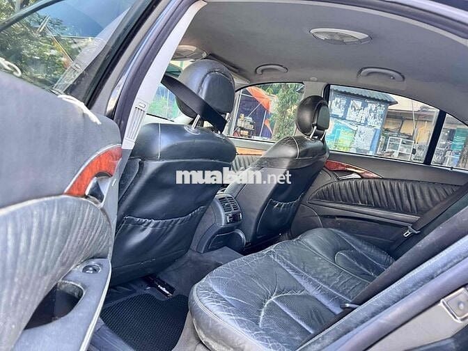 Meccedet E 240 xe chính chủ giảng viên ĐH đi lại