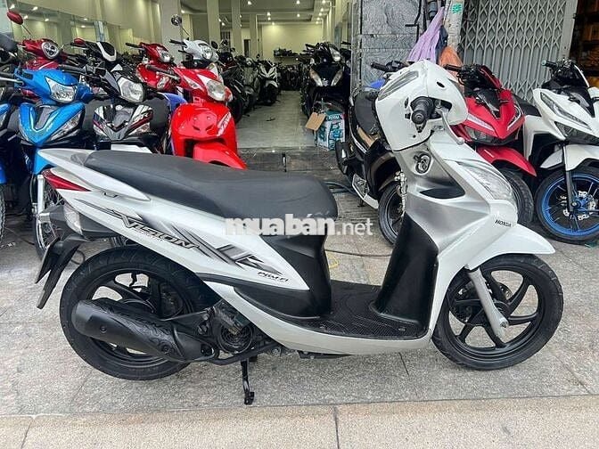 Honda vision 2013 mới 90% biển số thành phố