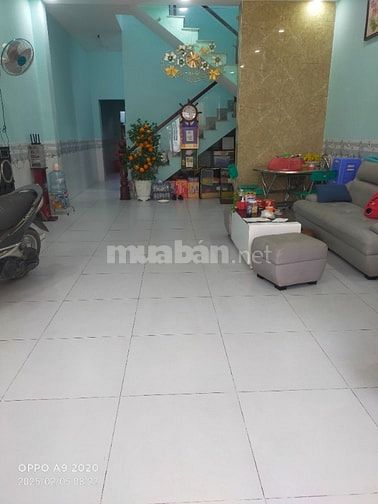 Nhà mặt tiền KDC Đặng Huỳnh, 5x16m, 1 Lầu đúc, 4 p, sổ hồng riêng.