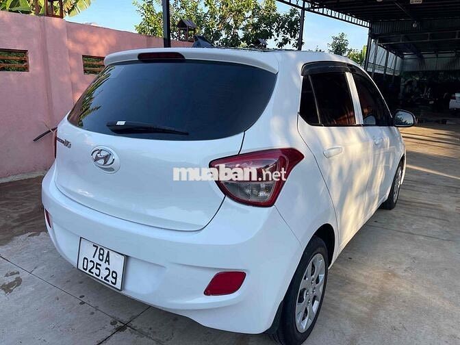 Hyundai Grand i10 2015 xe đẹp
