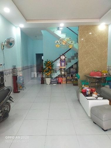 🌹 Nhà MT đ 14m, KDC Đặng Huỳnh, 5x22m, 1 Lầu đúc, 4 p, sổ hồng riêng.