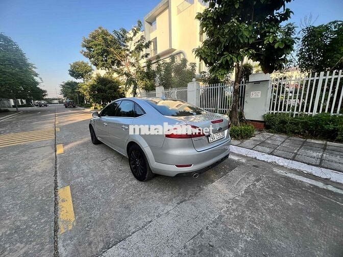 Em cần bán  Ford Mondeo 2011
