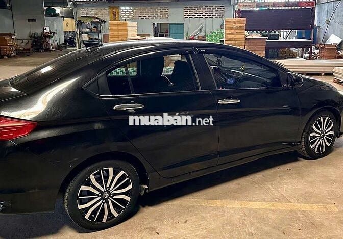 Honda City Đen 5 chỗ