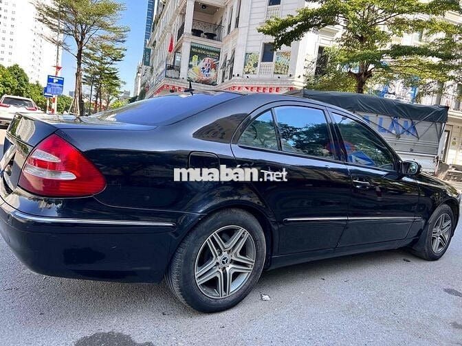 Meccedet E 240 xe chính chủ giảng viên ĐH đi lại