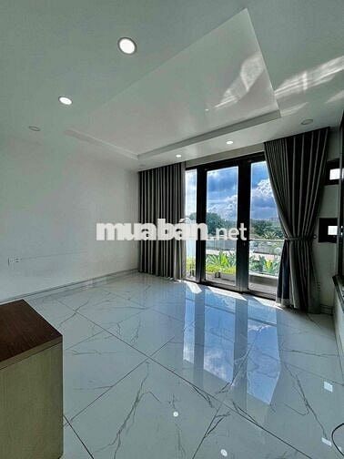 Bán nhà hẻm nhựa 8m 5 tầng thích hợp làm văn phòng ngay khu Nam Long