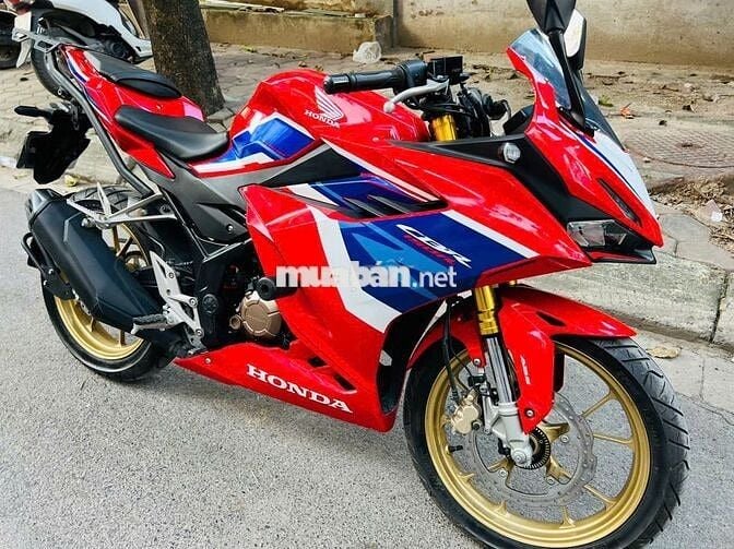 Honda CBR Đỏ, xanh, trắng 3452 km