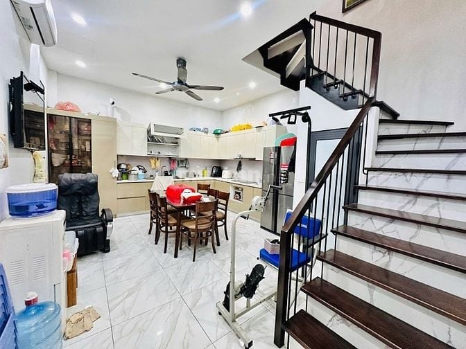 An Dương Vương Tây Hồ - Ô Tô - KD– 60 M 4 T – MT 4.5 M – Giá 18.2 Tỷ.