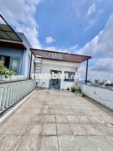 Bán nhà hẻm nhựa 8m 5 tầng thích hợp làm văn phòng ngay khu Nam Long