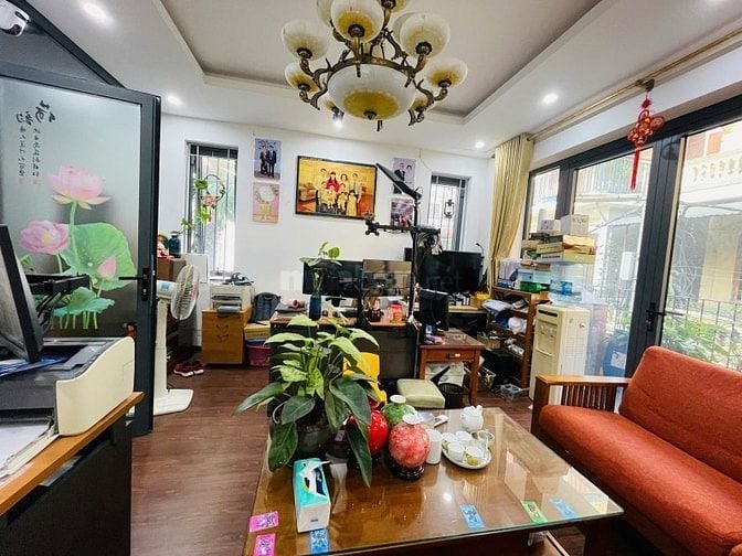 An Dương Vương Tây Hồ - Ô Tô - KD– 60 M 4 T – MT 4.5 M – Giá 18.2 Tỷ.