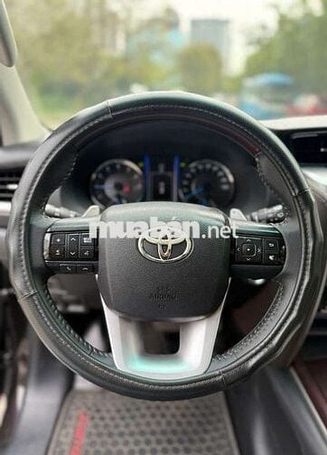 FORTUNER 2018 4x2 AT - 104000 km