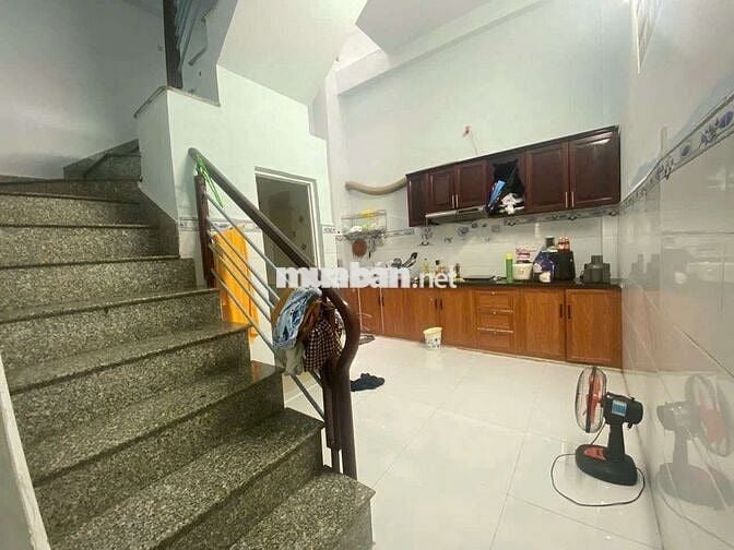 Cho thuê nhà 1/ hẻm tải Thông đường Tô Hiệu p Hiệp Tân Q Tân Phú