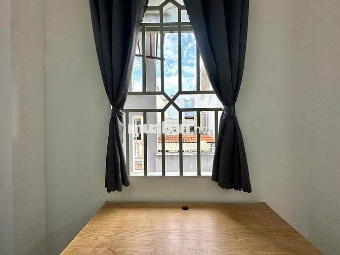 Căn hộ Studio ban công full nội thất ngay ngã 4 Phú Nhuận