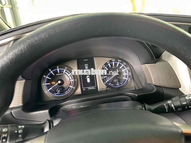 Toyota Innova G 2016 - 80000 km