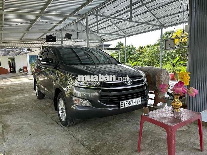 Toyota Innova G 2016 - 80000 km