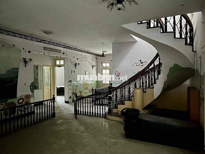 BIỆT THỰ SÂN VƯỜN *** CÒN SÓT LẠI SỐ 41 NGUYỄN VĂN ĐẬU Q.P. NHUẬN