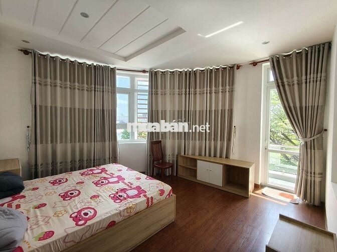 CHO THUÊ NHÀ 2 MẶT TIỀN BÃI TẮM SƠN THỦY _ CÓ THANG MÁY