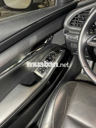 Mazda 3 2022 1.5L Luxury - 70287 km