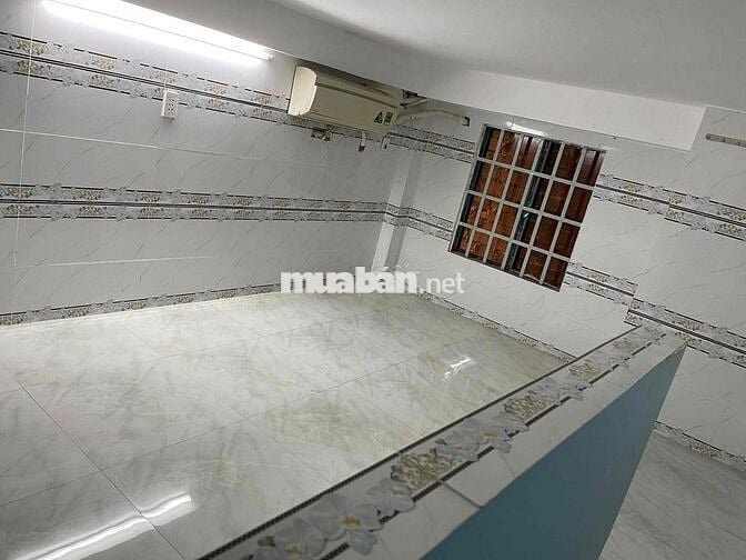 phòng cao cấp giá bình dân phòng có máy lạnh nước nóng lạnh