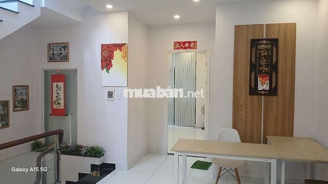 Cho thuê nhà nguyên căn, 1 trệt 2 lầu. KDC Long Phú, Bến Lức, Long An