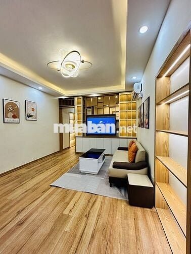 ☘️☘️☘️CỰC HIẾM-TẬP THỂ TẦNG 2- LÕI #HAI #BÀ #TRƯNG-VỊ TRÍ VIP