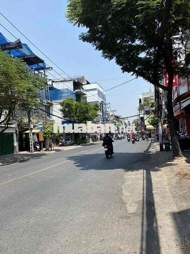 Nhà mặt tiền đẹp sầm uất Đồng Đen – ngang 8x18 1 trệt 3 lầu, giá tốt