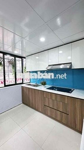 TẦNG 2 MẶT PHỐ 8/3 #QUỲNH MAI - SÂN CHƠI TRƯỚC NHÀ - HAI MẶT THOÁNG